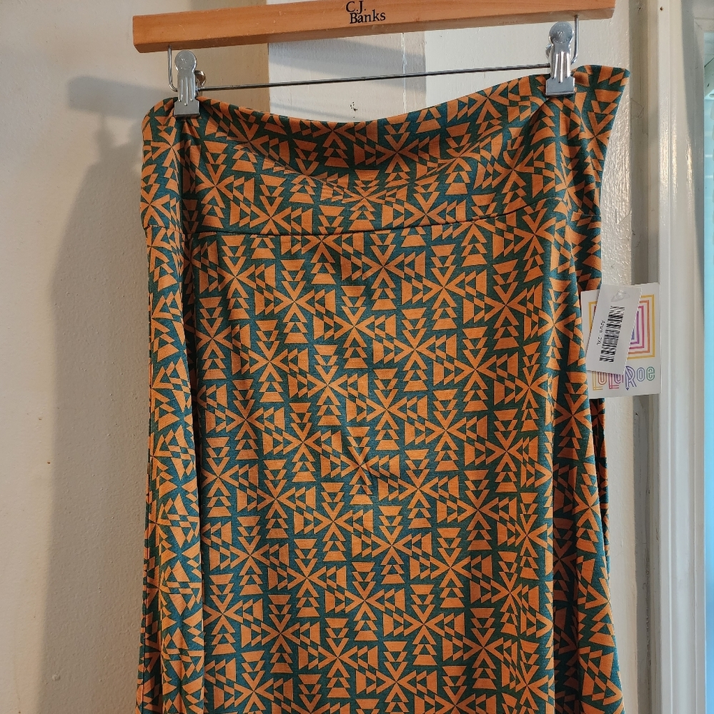 LuLaRoe Azure skirt